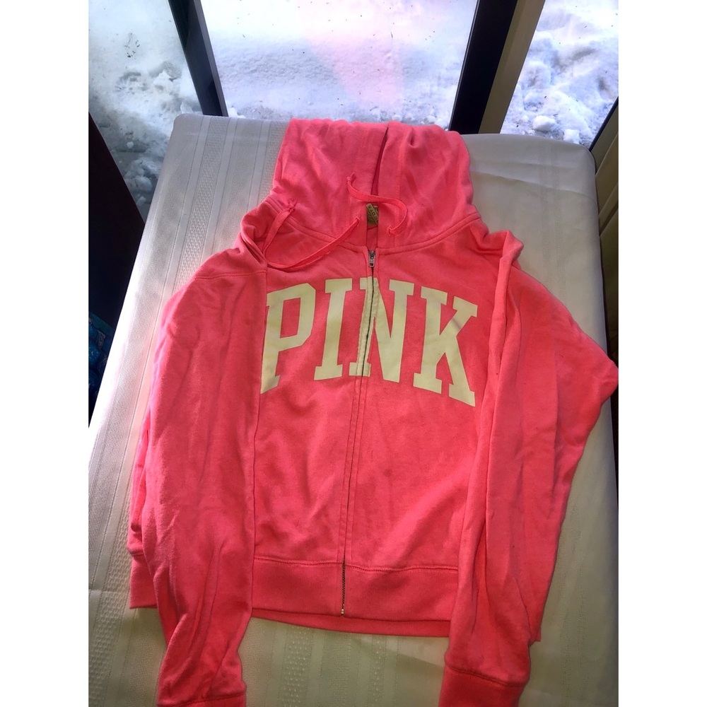 VS PINK zip up hoodie!